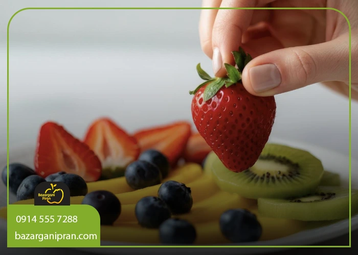 ۲. سیب؛ میوه‌ای ایده‌آل برای سم‌زدایی طبیعی